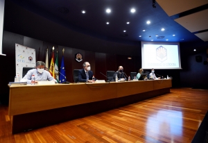 La mesa inaugural del acto de presentación de la Cátedra Timac Agro - UCO para una nutrición agraria sostenible