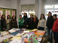  La foto muestra un compendio de recursos preparados por el Colegio para mostrar a los alumnos del Mster y que son el reflejo de la actividad de los nios de este centro diariamente.