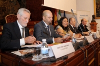 En primer trmino, Jos Pea y Enrique Quesada, en la inauguracin del Simposio